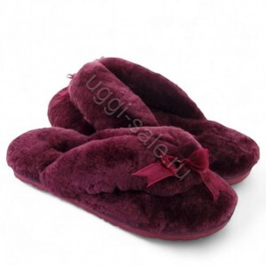 Ugg Fluff Flip Flop Dark Purple